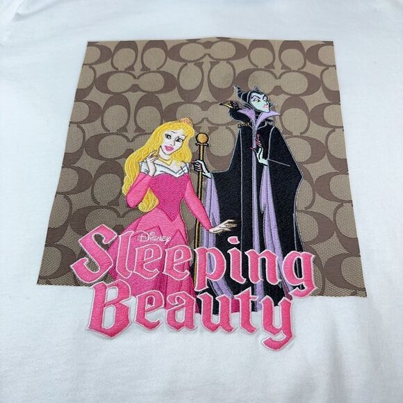 NWT Disney X‎ Coach Signature Sleeping Beauty T Shirt off white size L - Picture 8 of 10